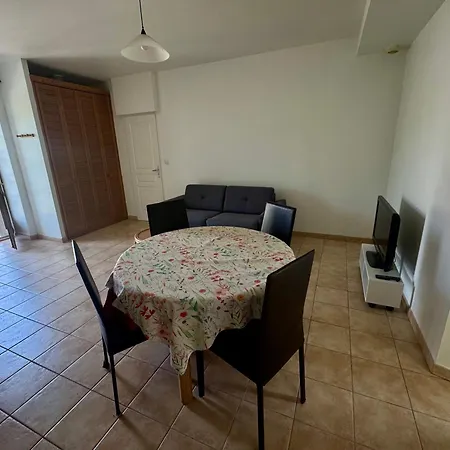 Arteca Apartment Irissarry